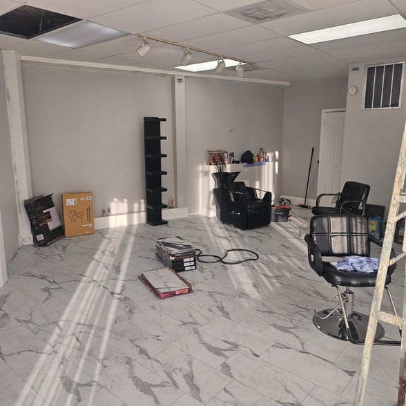 More Photos Of 6401-6405 Belair Rd, Baltimore Storefront Retail Office For Lease