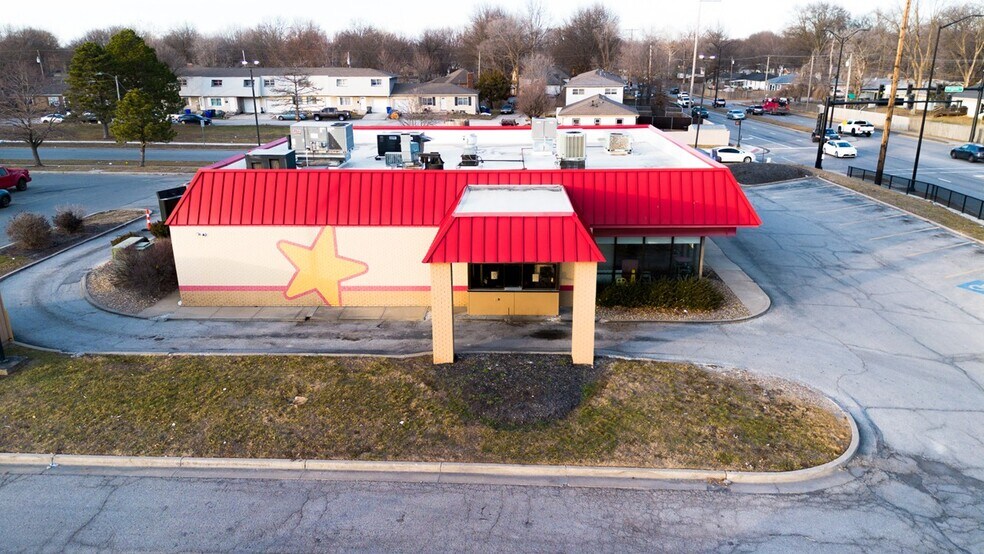 More Photos Of 815 S Parker St, Olathe Fast Food For Lease