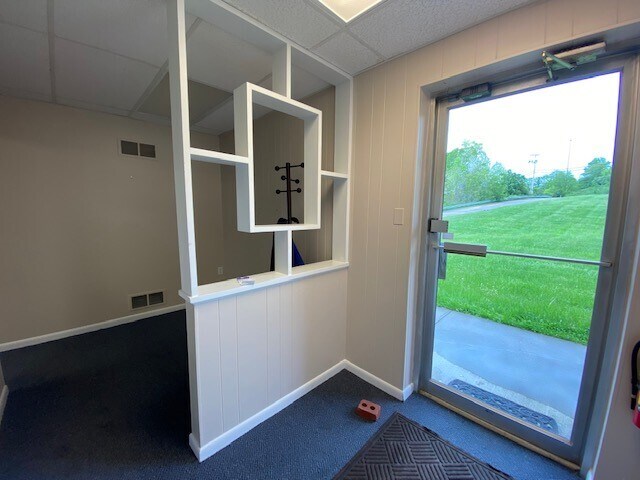 More Photos Of 125 Hookstown Grade Rd, Coraopolis Flex For Lease