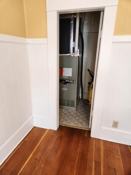 More Photos Of 325 S 5th St, Klamath Falls Medical For Sale