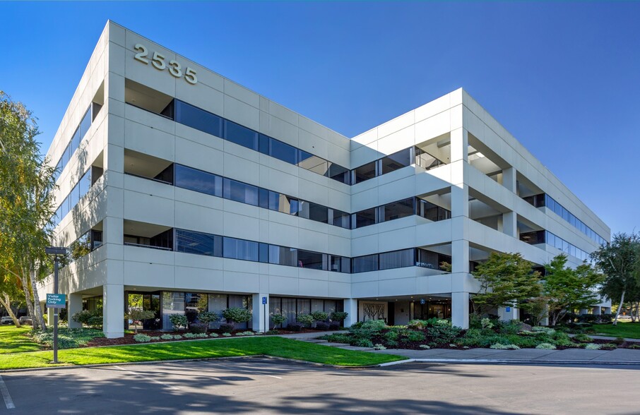 Primary Photo Of 2535 Capitol Oaks Dr, Sacramento Office For Lease