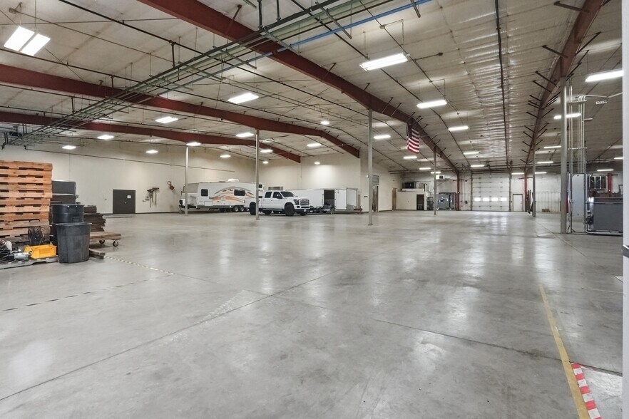 More Photos Of 1151 Industry Rd, Sturgis Manufacturing For Sale