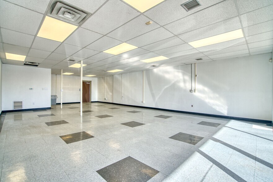 More Photos Of 1605-1665 Folsom St, Boulder Unknown For Sale