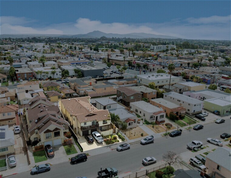 Primary Photo Of 4433-4437 Winona Ave, San Diego Apartments For Sale