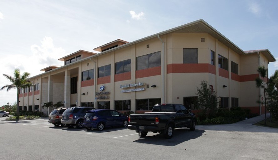 More Photos Of 3507 Lee Blvd, Lehigh Acres Medical For Lease