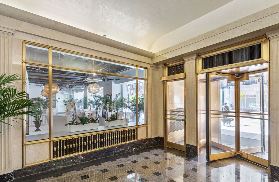 More Photos Of 20 Park Plaza, Boston Office For Lease