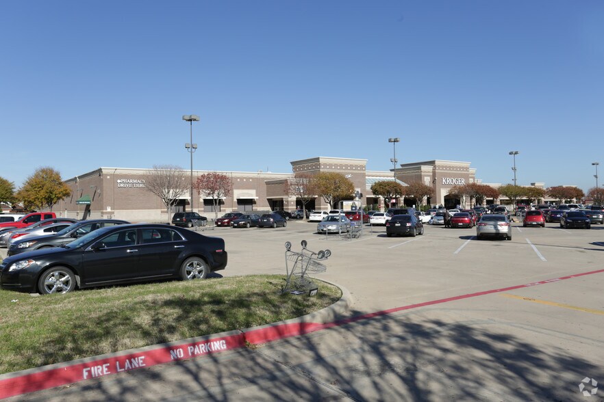 More Photos Of 3939 Frankford Rd, Dallas Supermarket For Lease