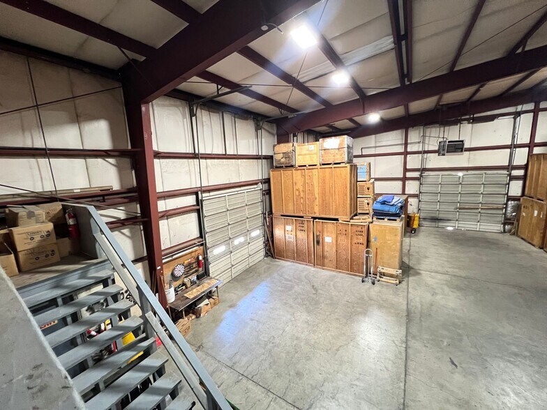 More Photos Of 524 SW 12th St, Pendleton Industrial For Sale