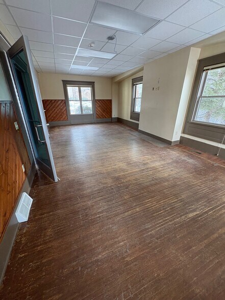 More Photos Of 246 W 6th St, Erie Office For Lease