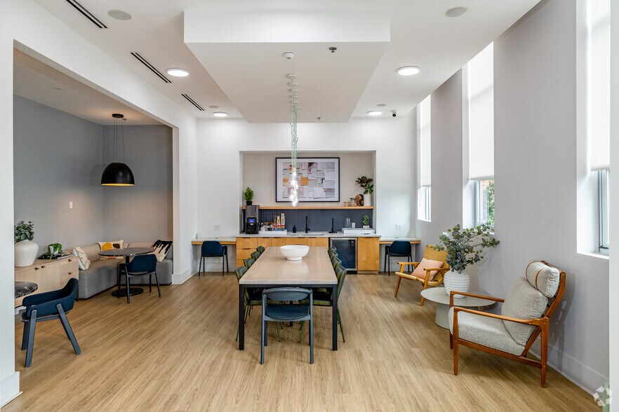 More Photos Of 1300 S University Ave, Ann Arbor Apartments For Lease