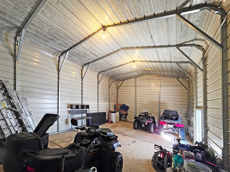 More Photos Of 6623 Gulf Fwy, Houston Office Residential For Sale