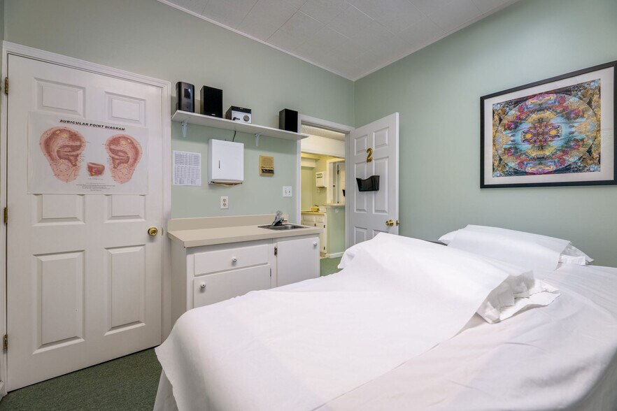 More Photos Of 150 Catherine Ln, Grass Valley Medical For Sale