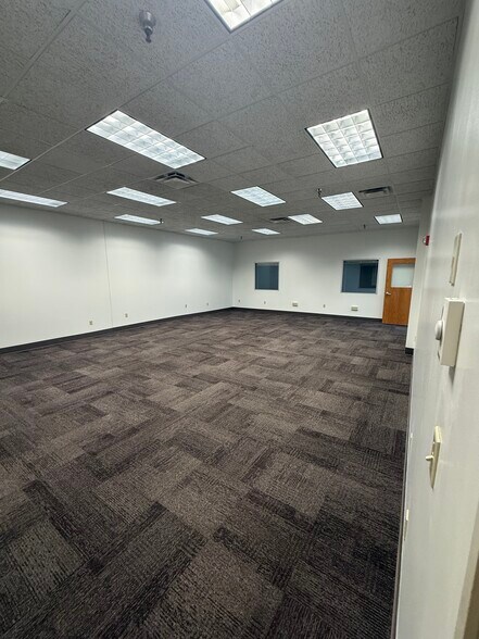 More Photos Of 1133 S Edwin C Moses Blvd, Dayton Flex For Lease