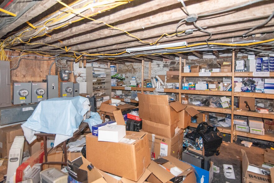 More Photos Of 405 N Paca St, Baltimore Storefront Retail Office For Sale