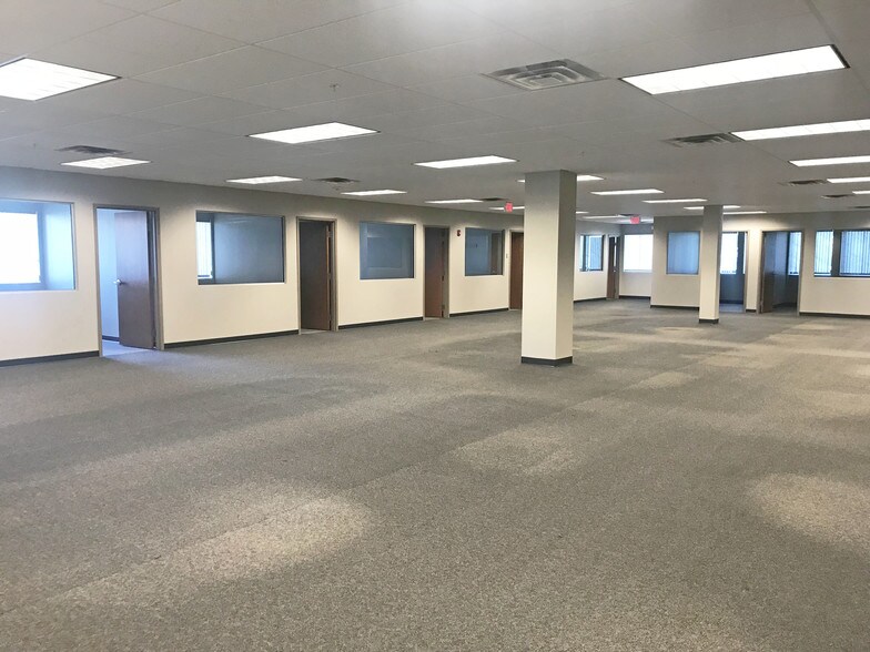 More Photos Of 22 Century Hill Dr, Latham Coworking Space