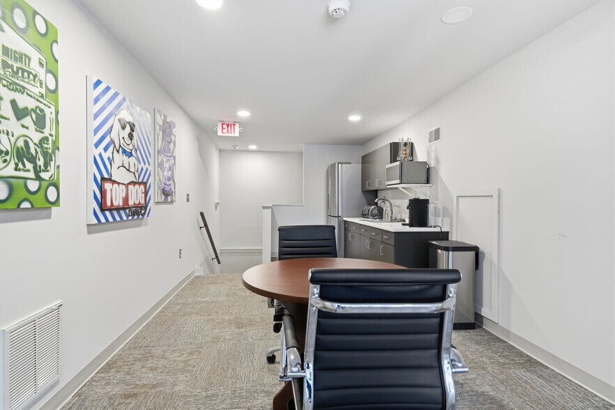 More Photos Of 402 Middletown Blvd, Langhorne Medical For Sale
