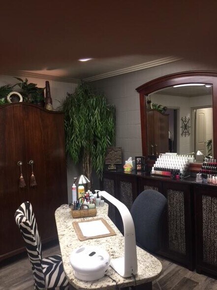 More Photos Of 890 OK STATE HIGHWAY 28 EAST, Langley Office Residential For Sale