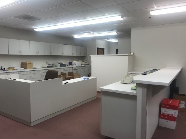 More Photos Of 1515 N Sanborn Blvd, Mitchell Office For Sale