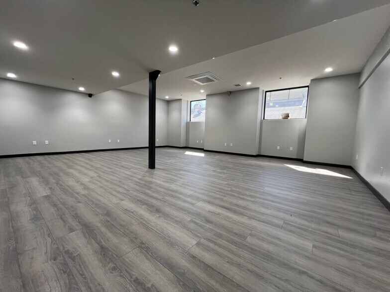 More Photos Of 4906 Alcoa Ave, Vernon Warehouse For Sale