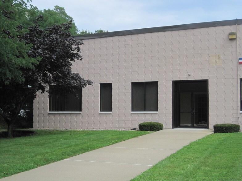 More Photos Of 1913 Atlantic Ave, Wall Township Light Distribution For Lease