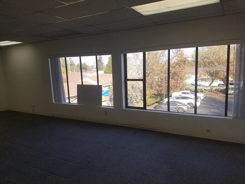 More Photos Of 925 W Winton Ave, Hayward General Retail For Sale