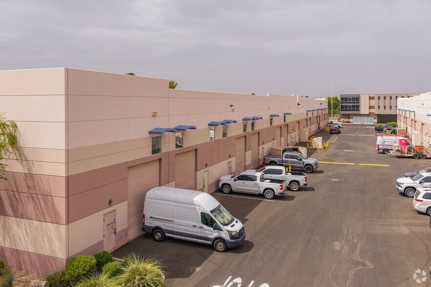 More Photos Of 9299 W Olive Ave, Peoria Light Manufacturing For Lease