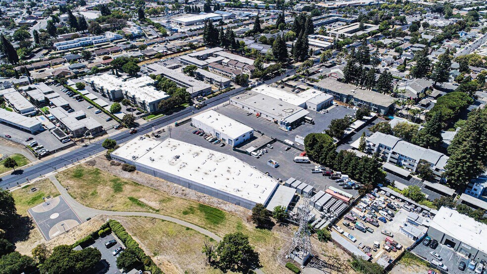 More Photos Of 25354-25370 Cypress Ave, Hayward Manufacturing For Lease
