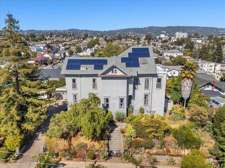More Photos Of 1218 E 21st St, Oakland Apartments For Sale