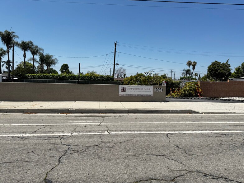 More Photos Of 10931 1st Ave, Whittier Manufactured Housing Mobile Home Park For Sale