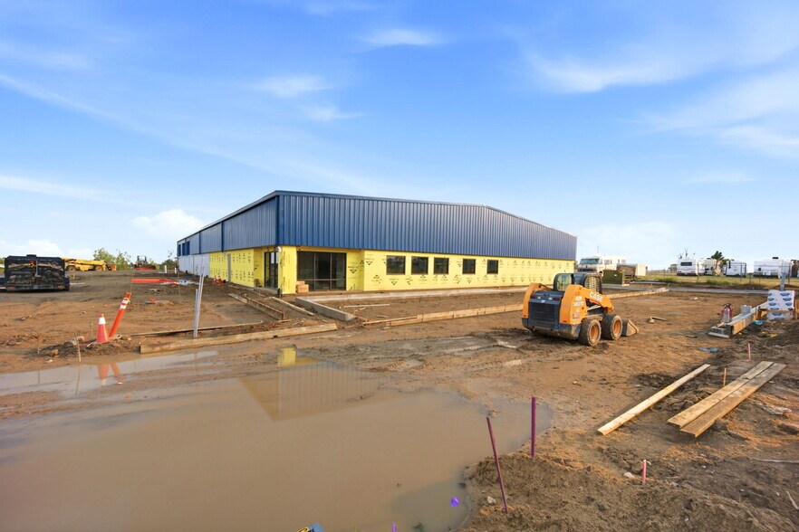 More Photos Of 6365 E Platte Ave, Colorado Springs Industrial For Sale