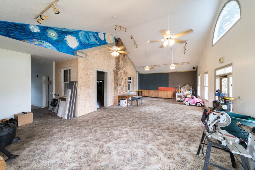 More Photos Of 1319 Opelika Rd, Auburn General Retail For Sale