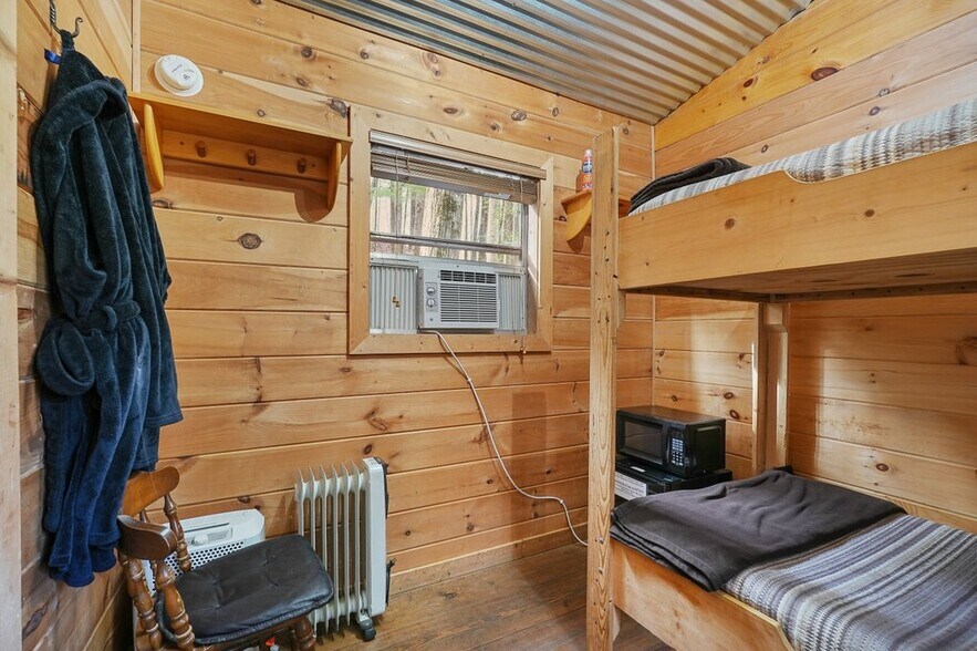 More Photos Of 400 Mulberry Gap Rd, Ellijay Hospitality For Sale