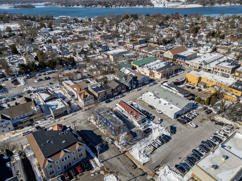 More Photos Of 523-525 Bay Ave, Point Pleasant Beach Storefront Retail Residential For Sale