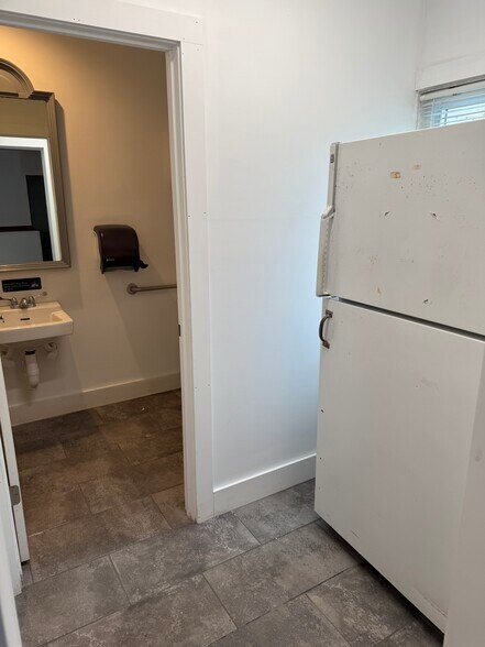 More Photos Of 3118 State Route 10, Denville Storefront Retail Office For Lease