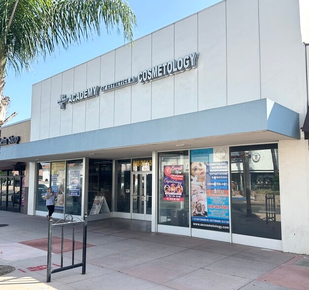 More Photos Of 1116 San Fernando Rd, San Fernando Freestanding For Lease