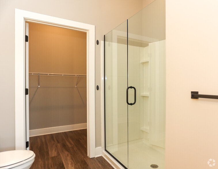 More Photos Of 201 N Church St, Mooresville Apartments For Sale