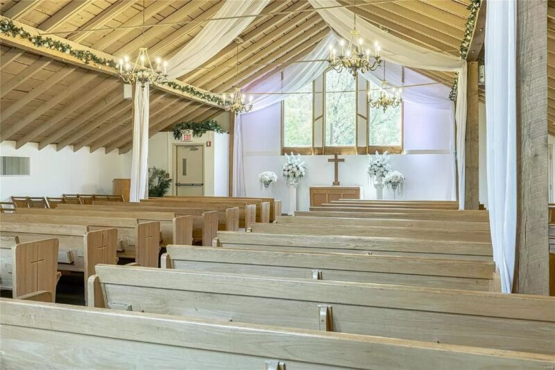 More Photos Of 11475 Lilac Ave, Saint Louis Specialty For Sale