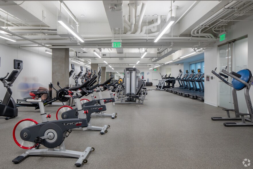 More Photos Of 370 17th St, Denver Office For Lease