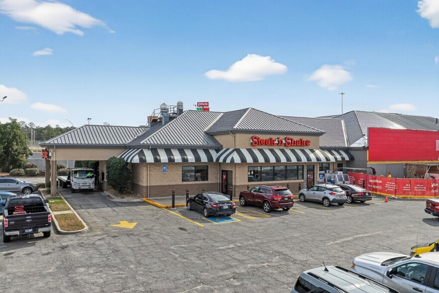 Primary Photo Of 4429 Old Union Rd, Tifton Fast Food For Sale
