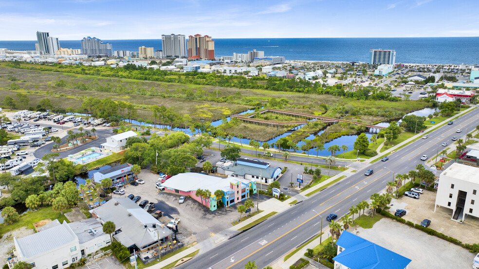 More Photos Of 616 Gulf Shores Pky, Gulf Shores Freestanding For Sale