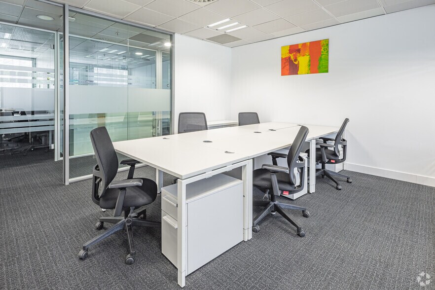 More Photos Of 93 Paseo Castellana, Madrid Coworking Space