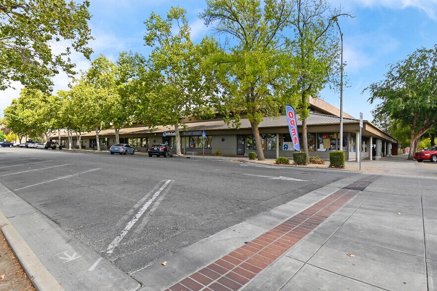 More Photos Of 231 D St, Marysville Office For Lease