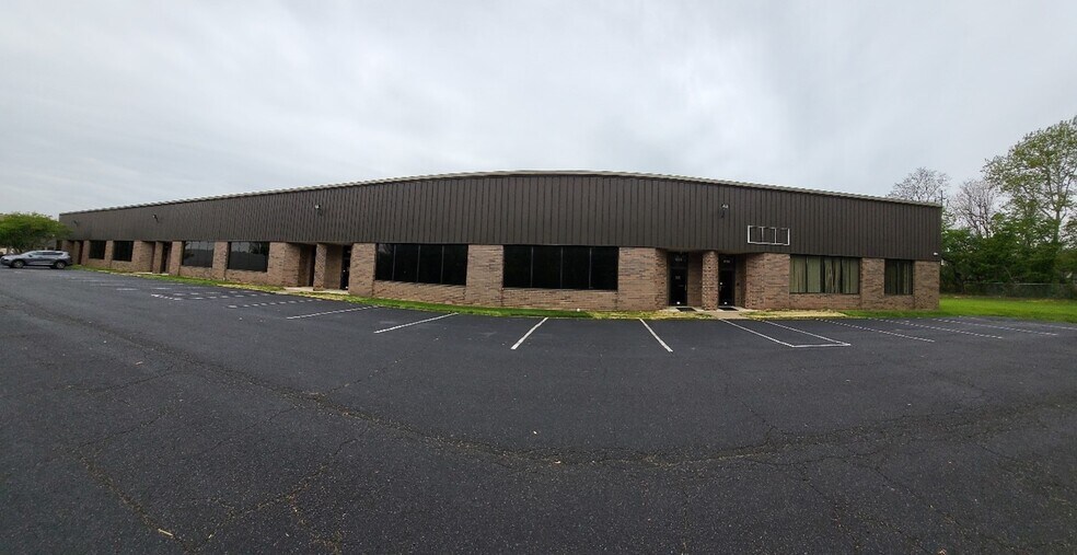 More Photos Of 600 Elmwood Ave, Sharon Hill Flex For Lease