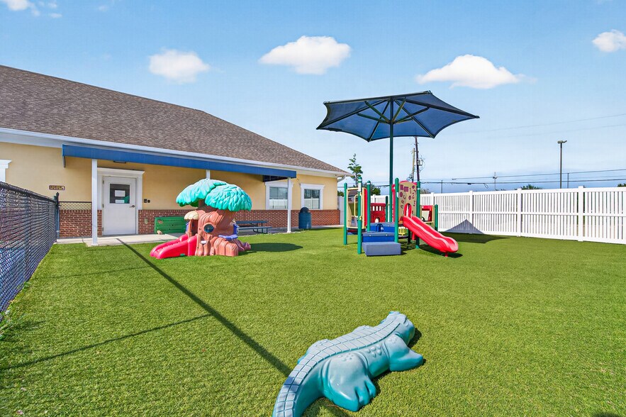 More Photos Of 33043 Egypt Ln, Magnolia Daycare Center For Sale