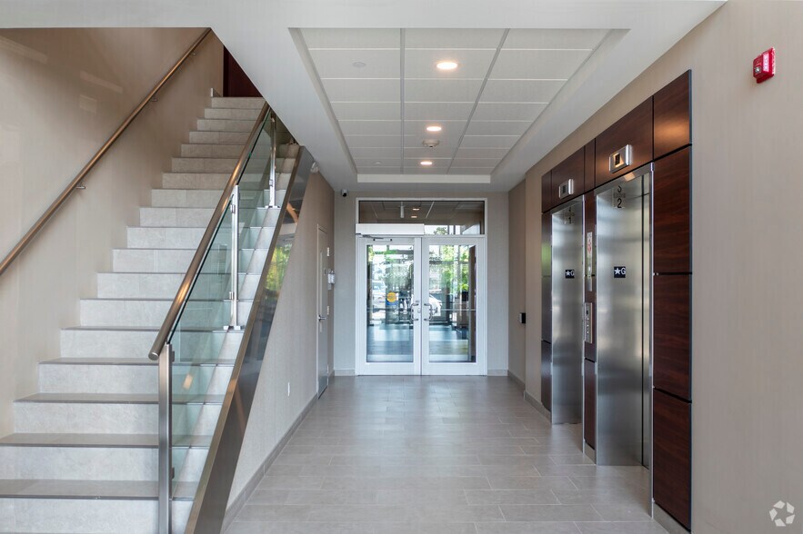 More Photos Of 200 Cachet Woods Crt, Markham Office For Lease