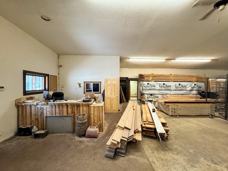 More Photos Of 2480 W Highway 63, Springbrook Warehouse For Sale