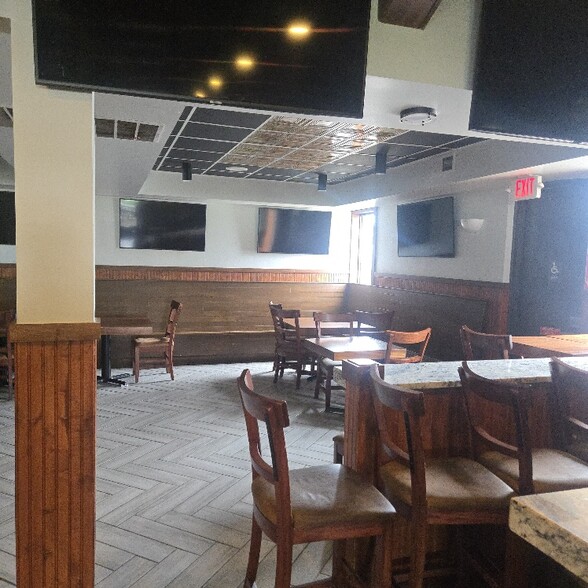 More Photos Of 2045 Brice Rd, Reynoldsburg Restaurant For Lease