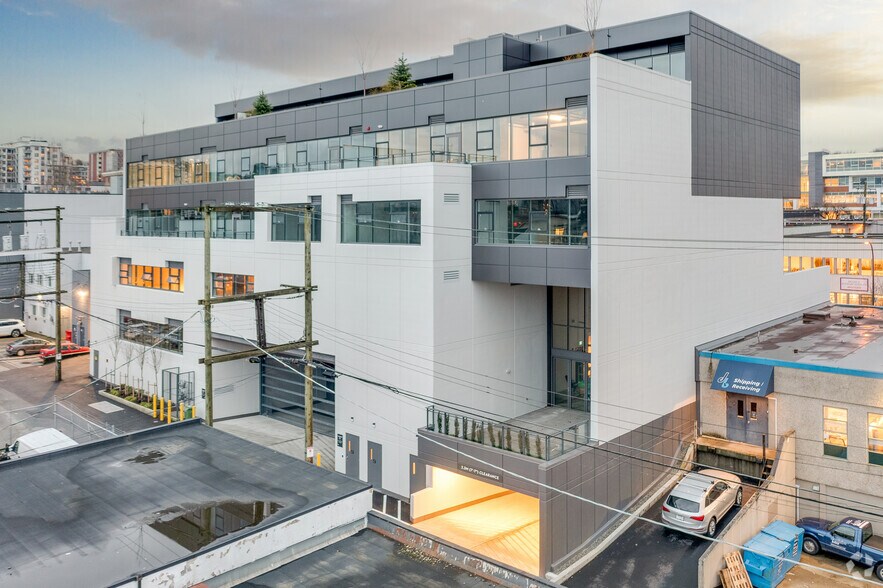 More Photos Of 63 6 Th Av W, Vancouver Medical For Sale