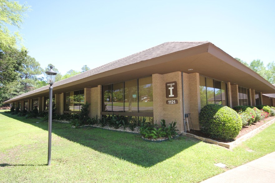 More Photos Of 1121 E Southeast Loop 323, Tyler Office Residential For Lease