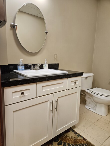More Photos Of 2416 Pennsylvania Ave, Weirton Medical For Lease